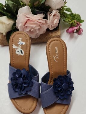 Madeline Stuart Navy Floral Slide Mules
